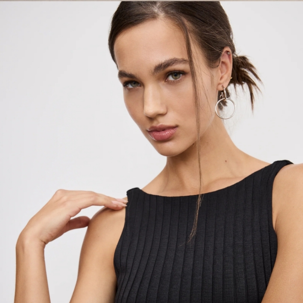 Good American Rib Halter Midi Dress NWT - Picture 3 of 8